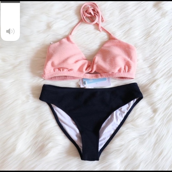 NEW Pink and Navy Cupshe Bikini - Picture 3 of 4
